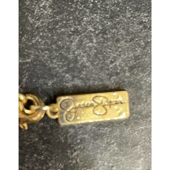 Jessica Simpson Bangle Bracelet Chain Dangle Feather Be Inspired- Gold Toned - Picture 6 of 6